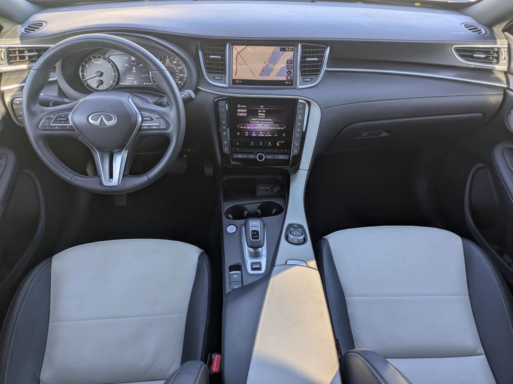 Certified 2025 INFINITI QX55 Essential image 15