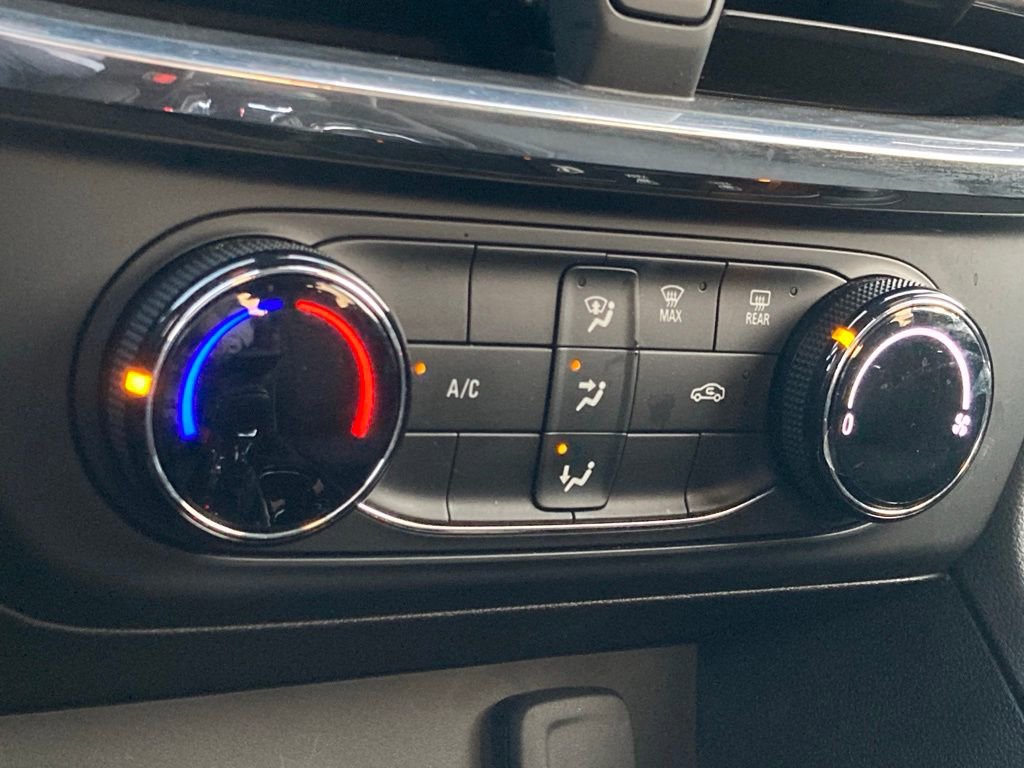 Used 2025 Buick Encore GX Preferred image 24