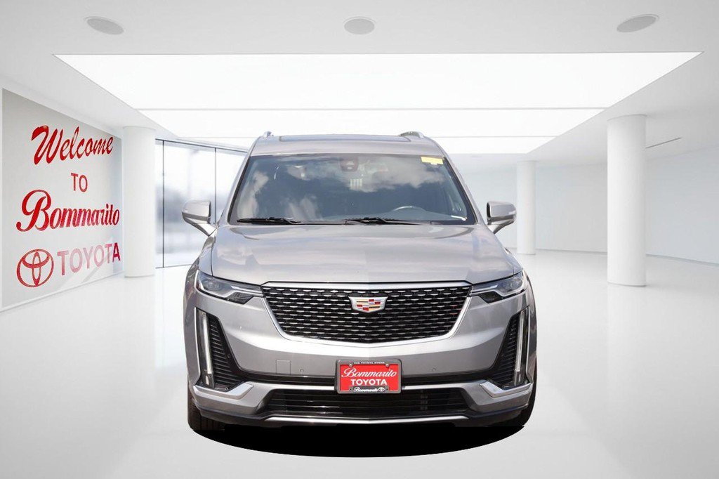 Used 2023 Cadillac XT6 Premium Luxury AWD/4WD image 4