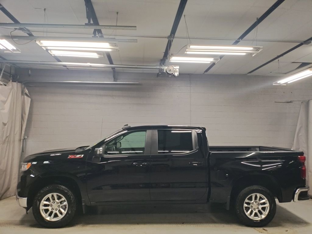 Used 2022 Chevrolet Silverado 1500 LT image 15