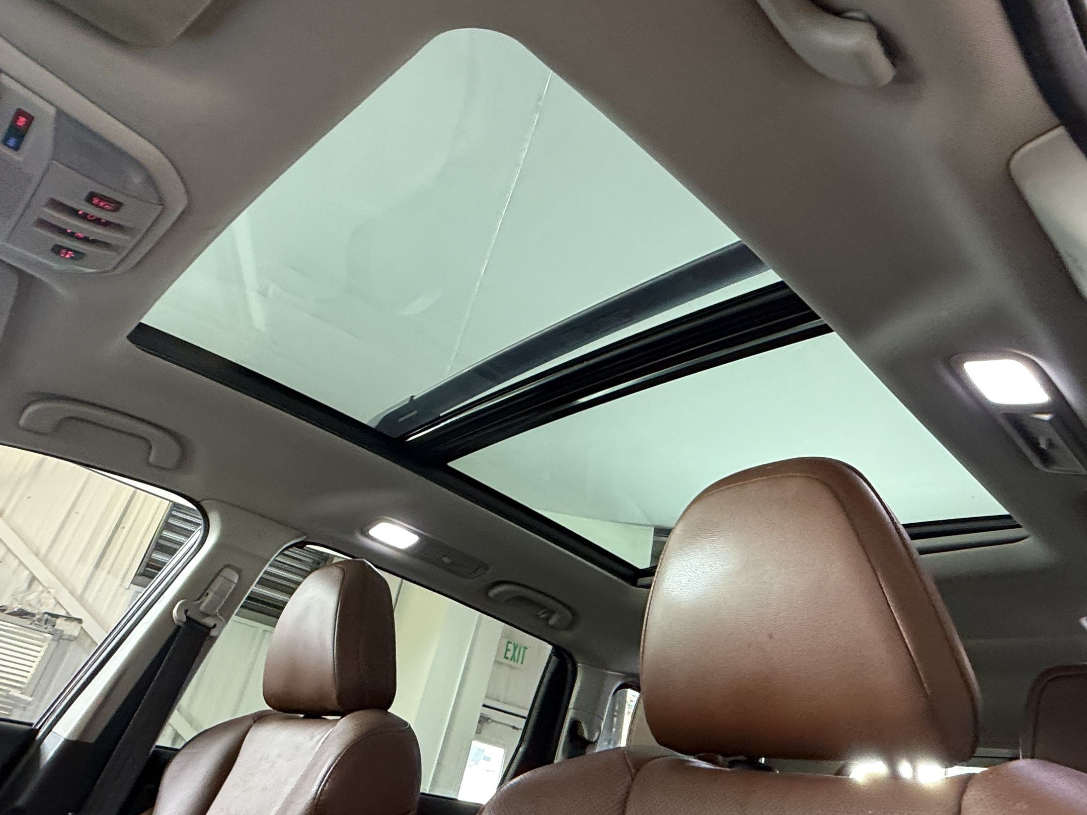 Used 2019 Subaru Ascent Touring AWD/4WD image 24