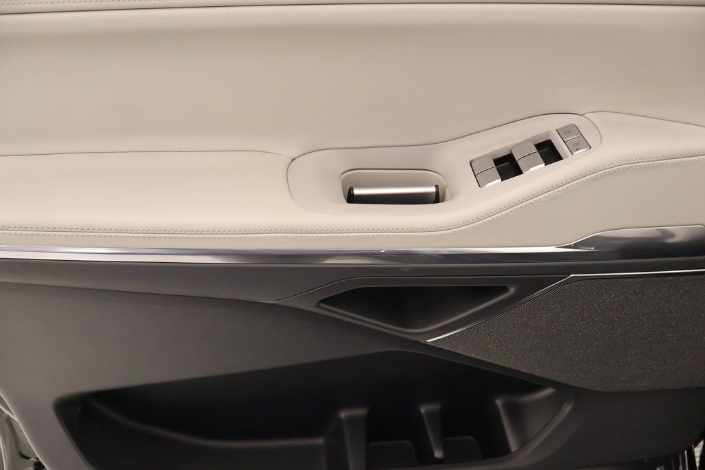 New 2025 Lincoln Navigator Reserve image 17