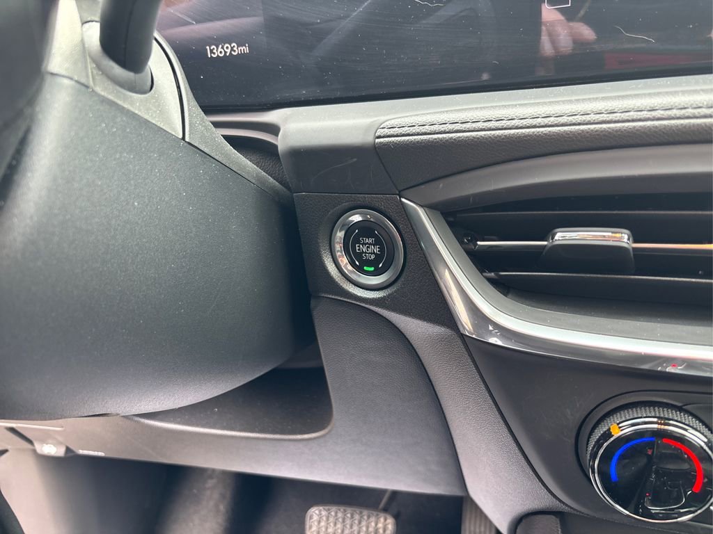 Used 2024 Buick Encore GX Preferred image 29