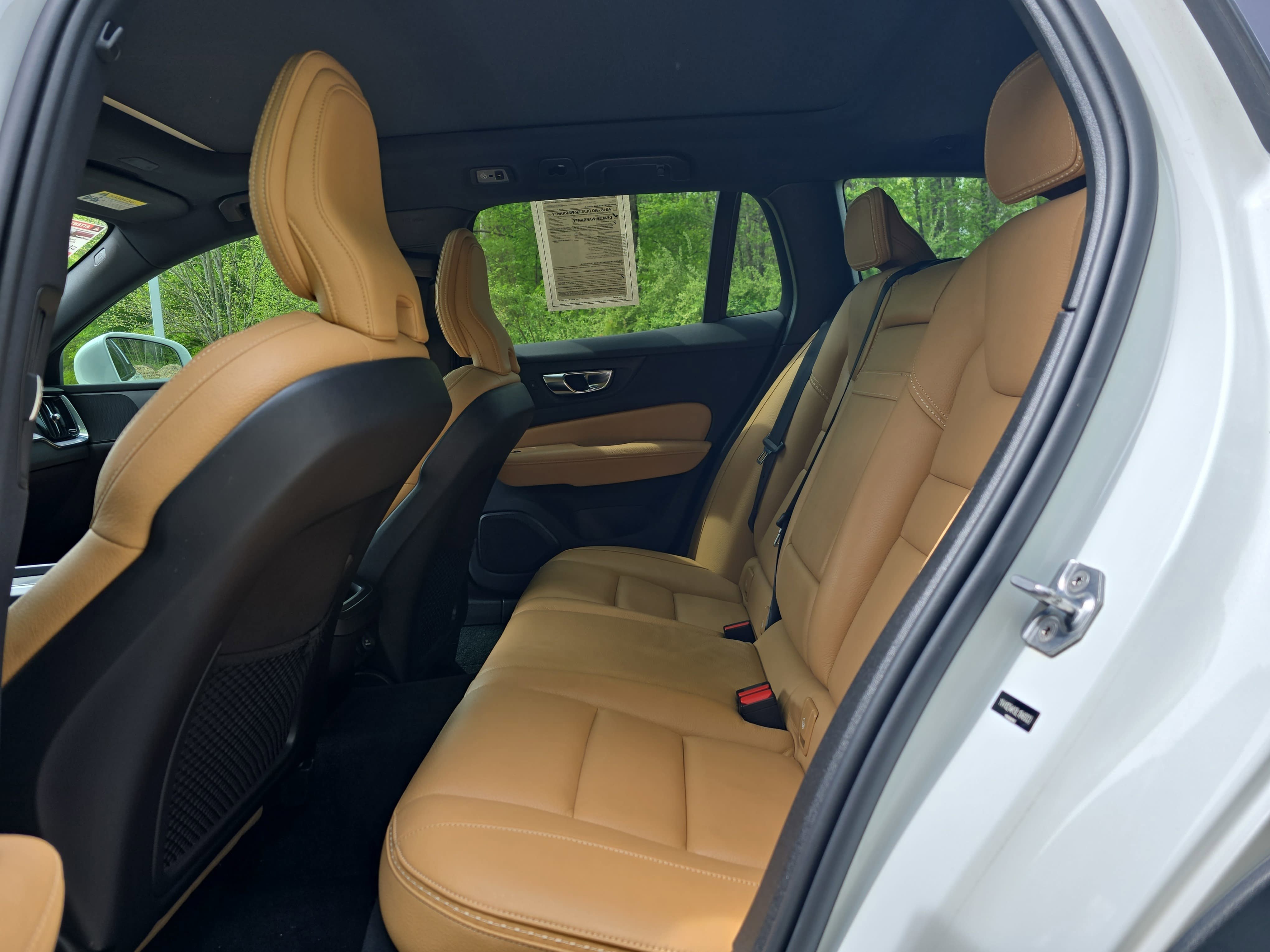 Used 2020 Volvo V60 T5 Cross Country w/ Protection Package Premier image 13