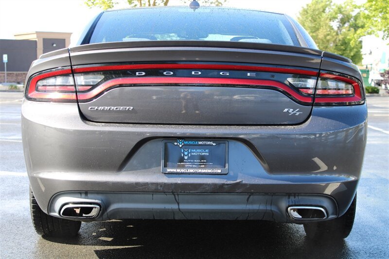 Used 2016 Dodge Charger R/T RWD image 8