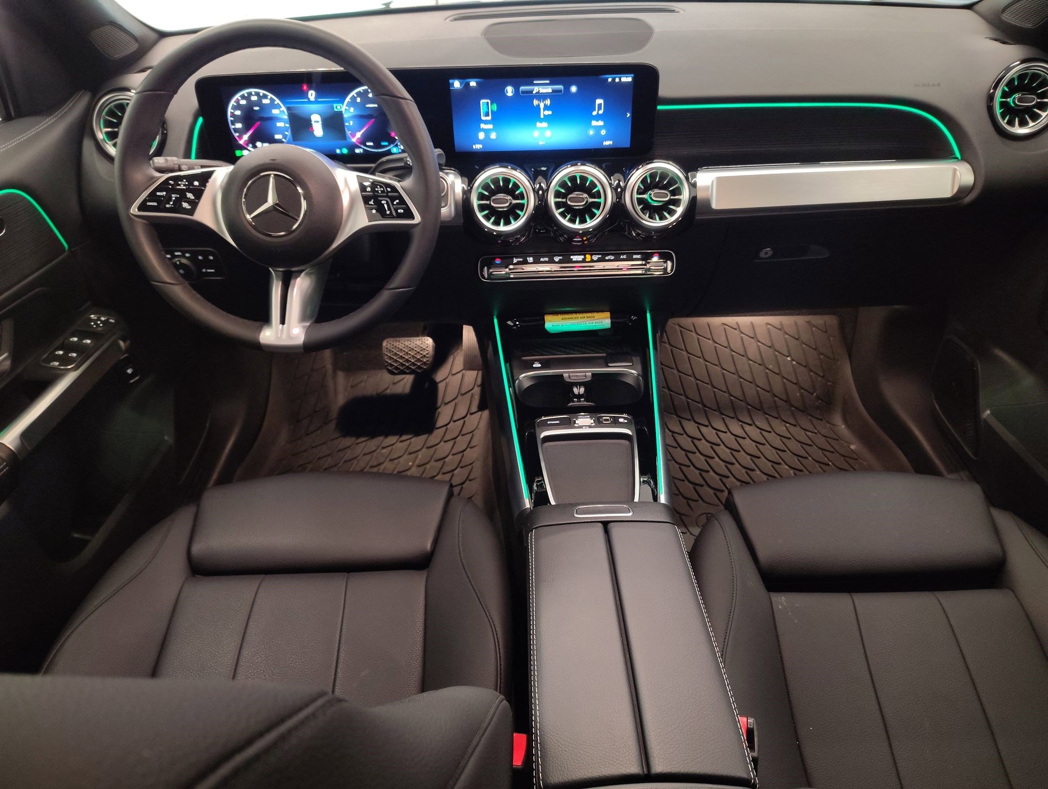 Certified 2026 Mercedes-Benz GLB 250 image 25