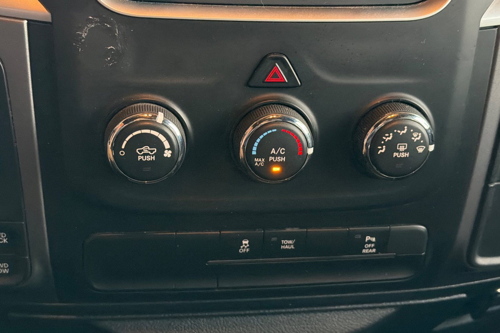 Used 2024 RAM 1500 Classic Warlock image 19