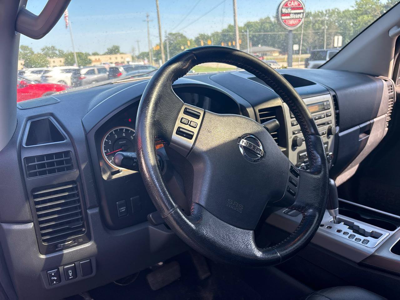 Used 2011 Nissan Titan PRO-4X AWD/4WD image 6