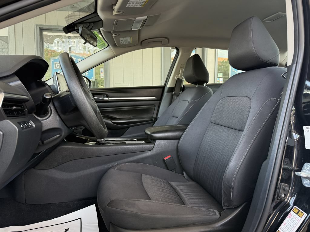 Used 2021 Nissan Altima 2.5 SV FWD image 9