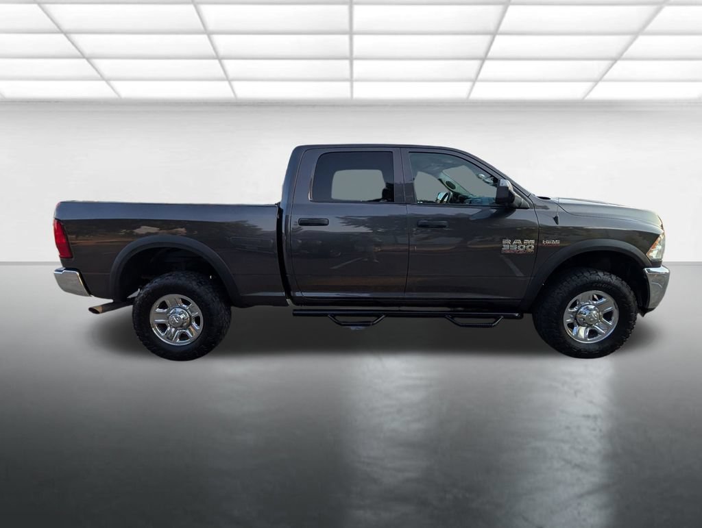 Used 2017 RAM 3500 Tradesman w/ Chrome Appearance Group AWD/4WD image 28
