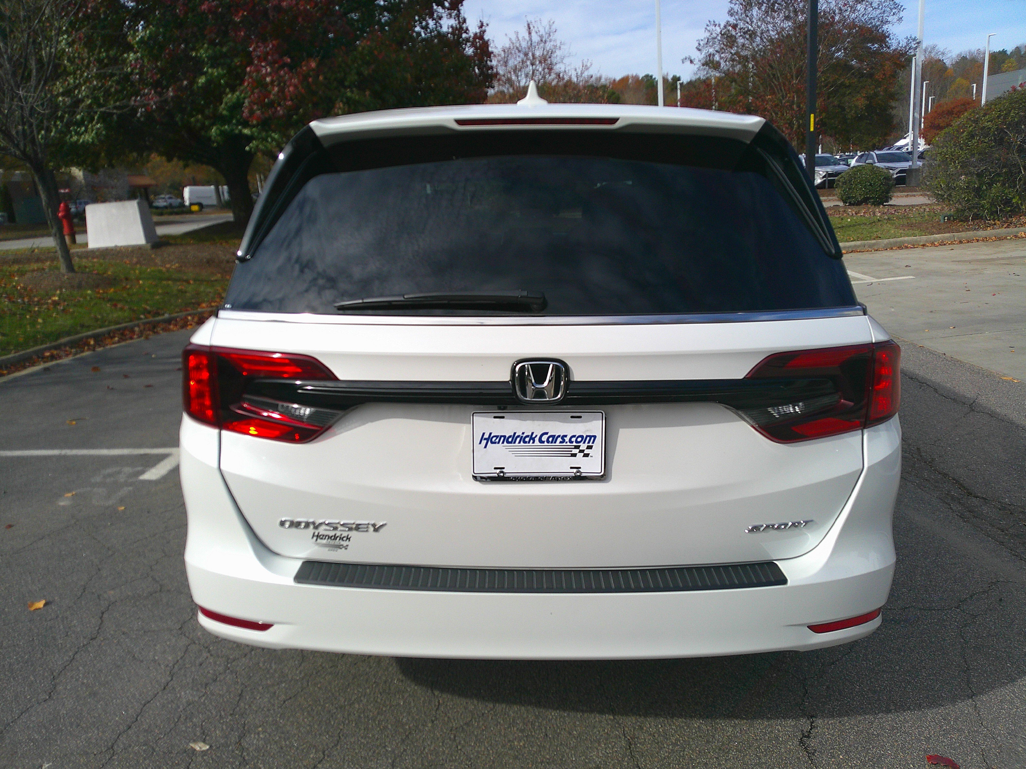 Used 2023 Honda Odyssey Sport image 11