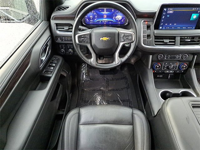 Used 2024 Chevrolet Suburban LT image 11