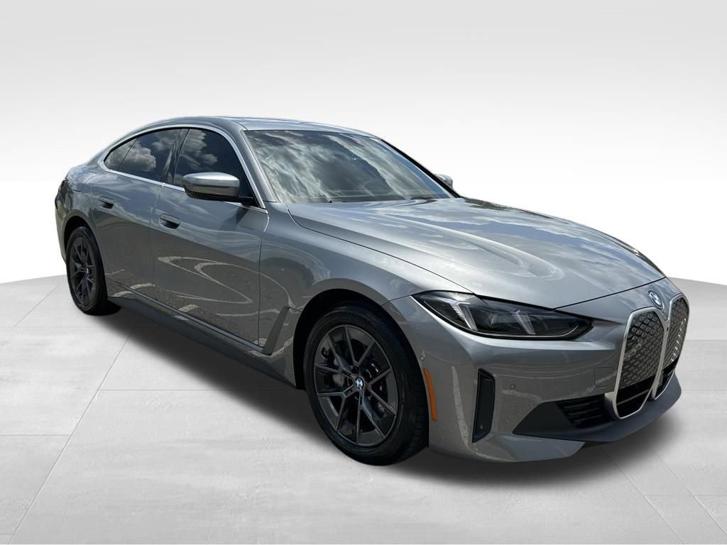 Used 2025 BMW i4 eDrive40 w/ Premium Package RWD image 7