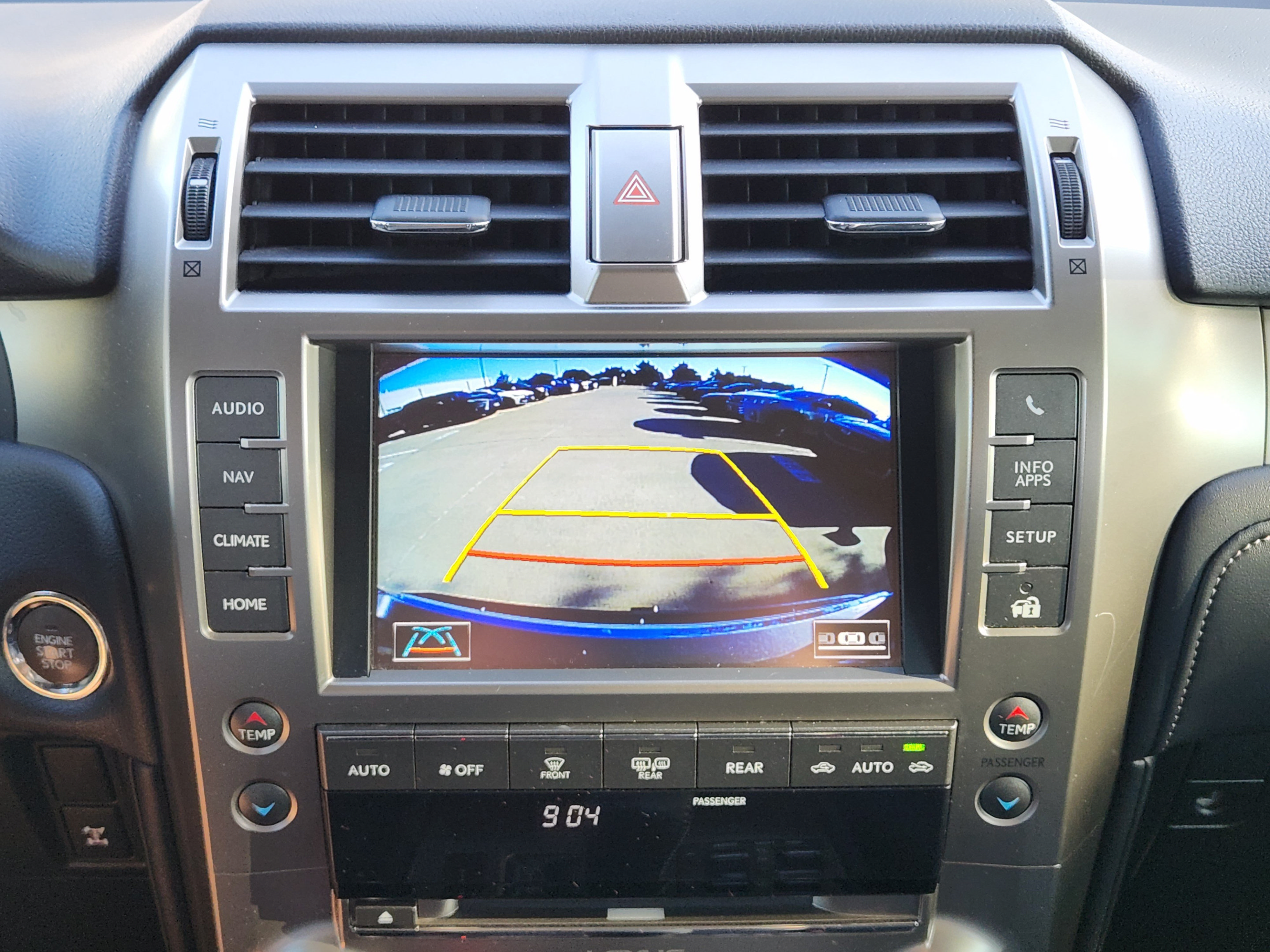 Used 2016 Lexus GX 460 Luxury AWD/4WD image 11