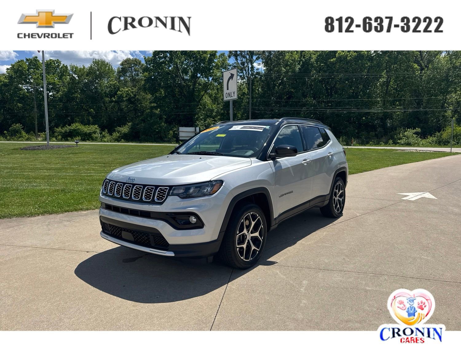 Used 2024 Jeep Compass Limited AWD/4WD image 1