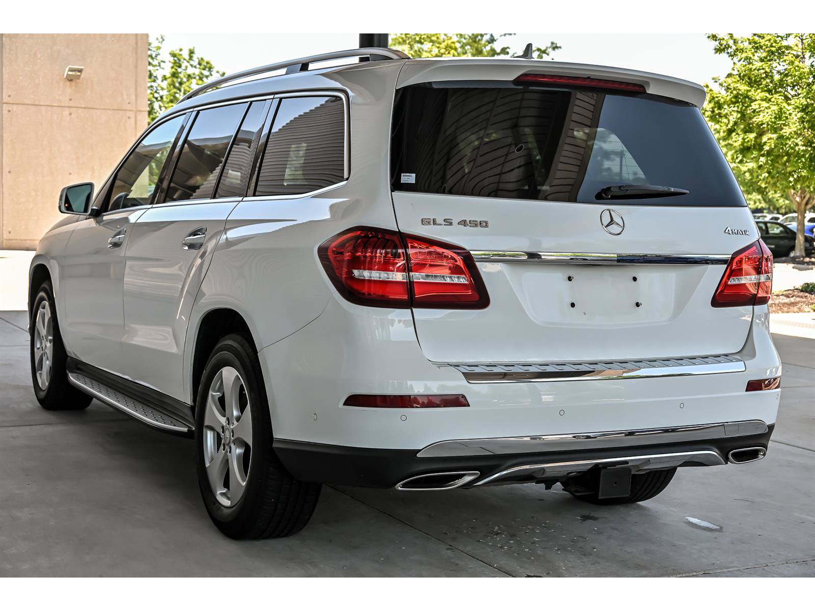 Used 2017 Mercedes-Benz GLS 450 4MATIC image 6