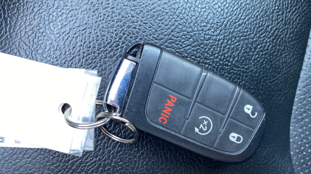 Used 2022 Jeep Compass Latitude AWD/4WD image 20