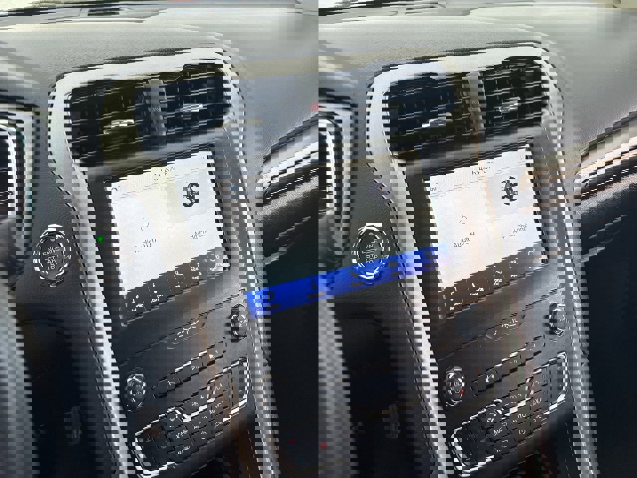 Used 2020 Ford Fusion SEL image 4