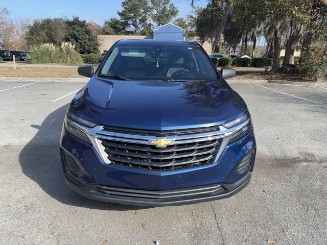 Used 2023 Chevrolet Equinox LS image 2