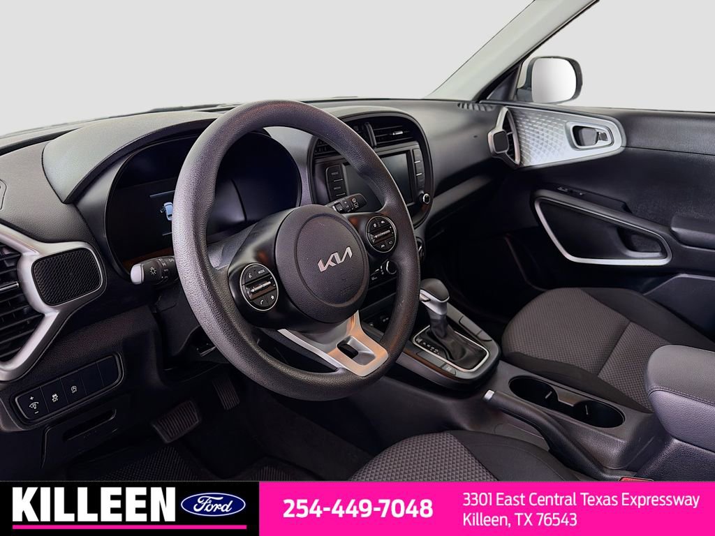Used 2024 Kia Soul LX w/ Option Group 015 image 10