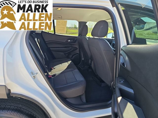 Used 2024 Chevrolet Trax LS w/ LS Convenience Package image 26