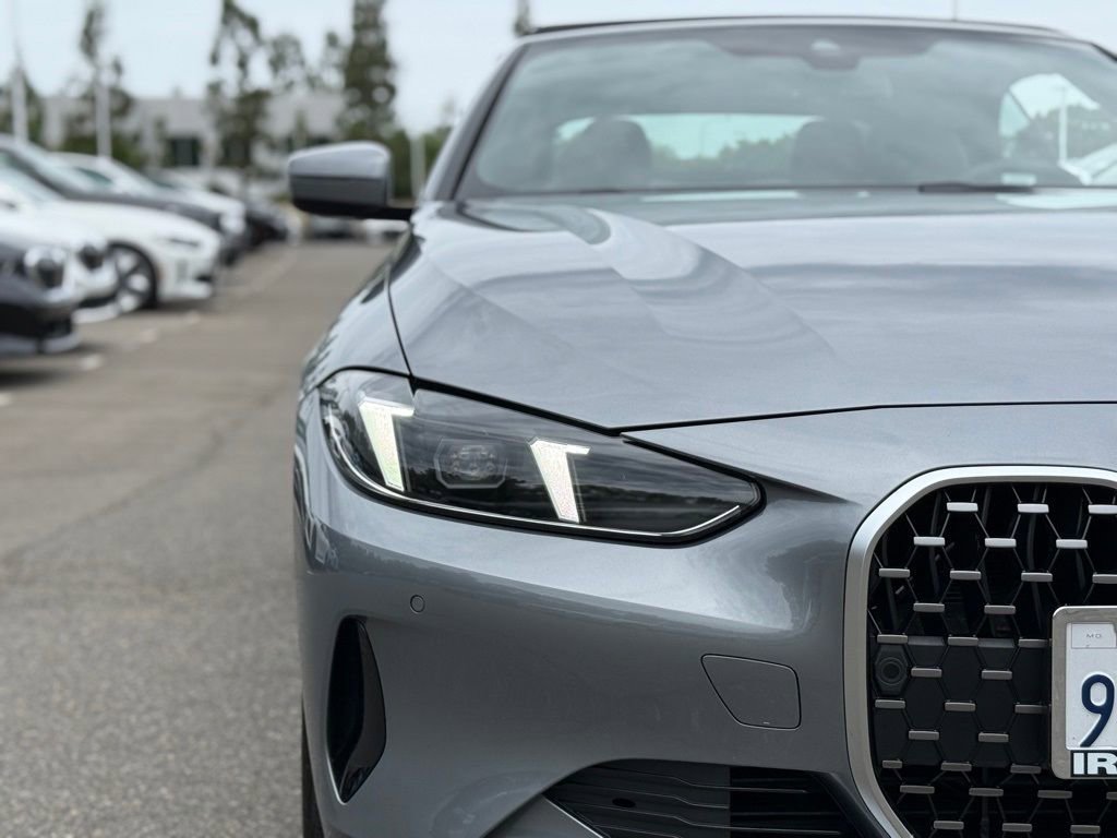 Used 2025 BMW 430i Convertible w/ Convenience Package image 12