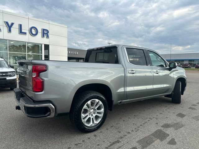 Used 2023 Chevrolet Silverado 1500 LTZ w/ Technology Package AWD/4WD image 21