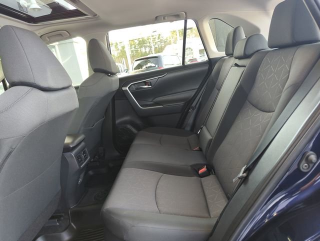 Used 2025 Toyota RAV4 XLE image 29