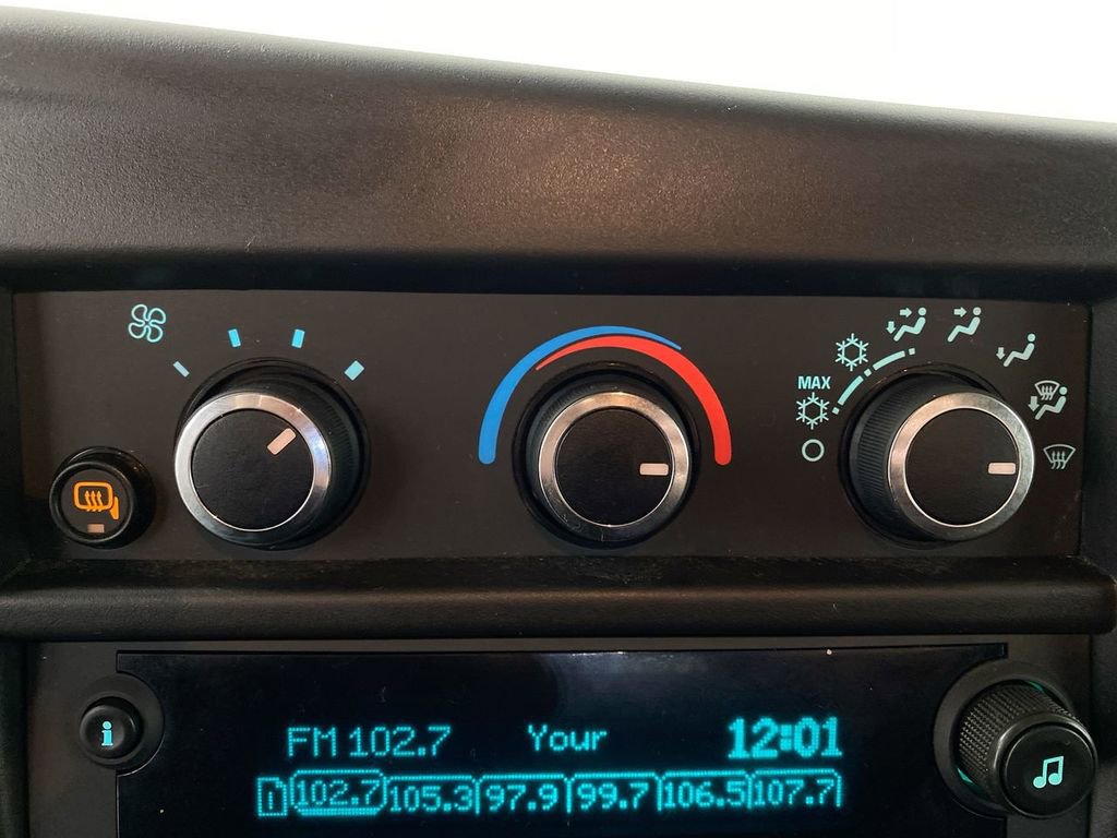 Certified 2024 GMC Savana 2500 w/ Driver Convenience Package image 17