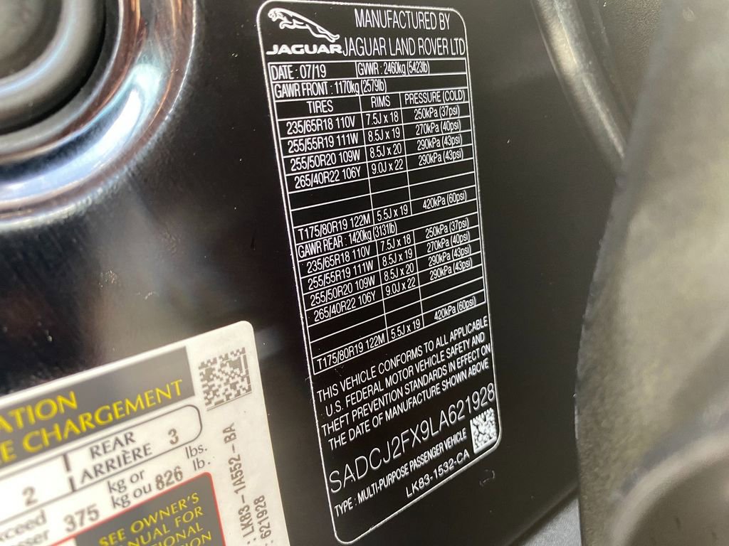 Used 2020 Jaguar F-PACE Premium image 33