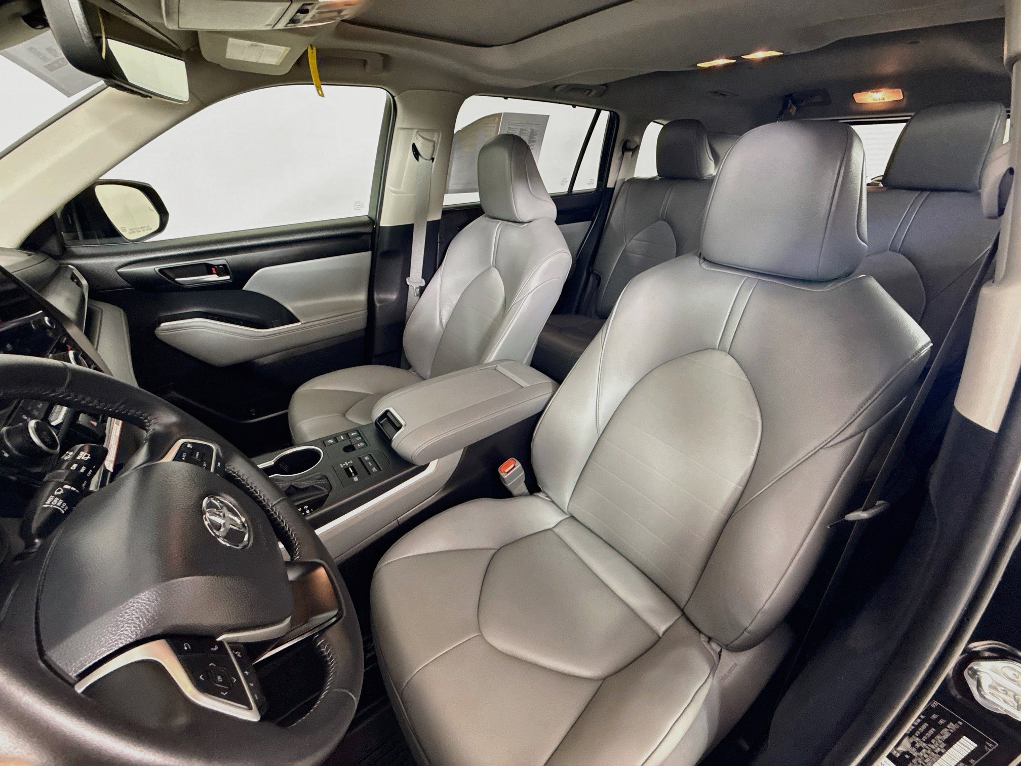 Certified 2026 Toyota Highlander XLE AWD/4WD image 23