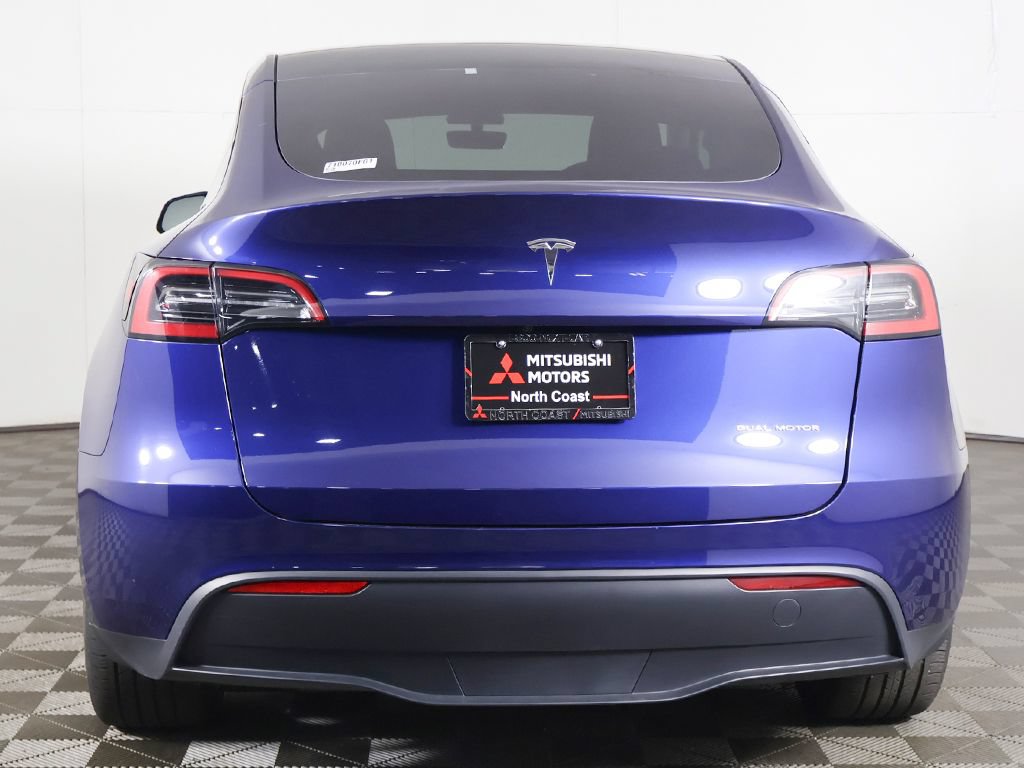 Used 2023 Tesla Model Y Long Range AWD/4WD image 15