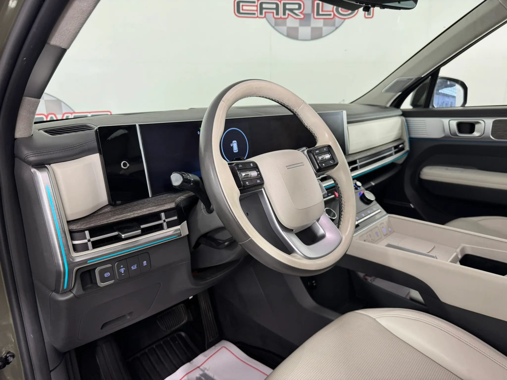 Used 2024 Hyundai Santa Fe Calligraphy AWD/4WD image 10