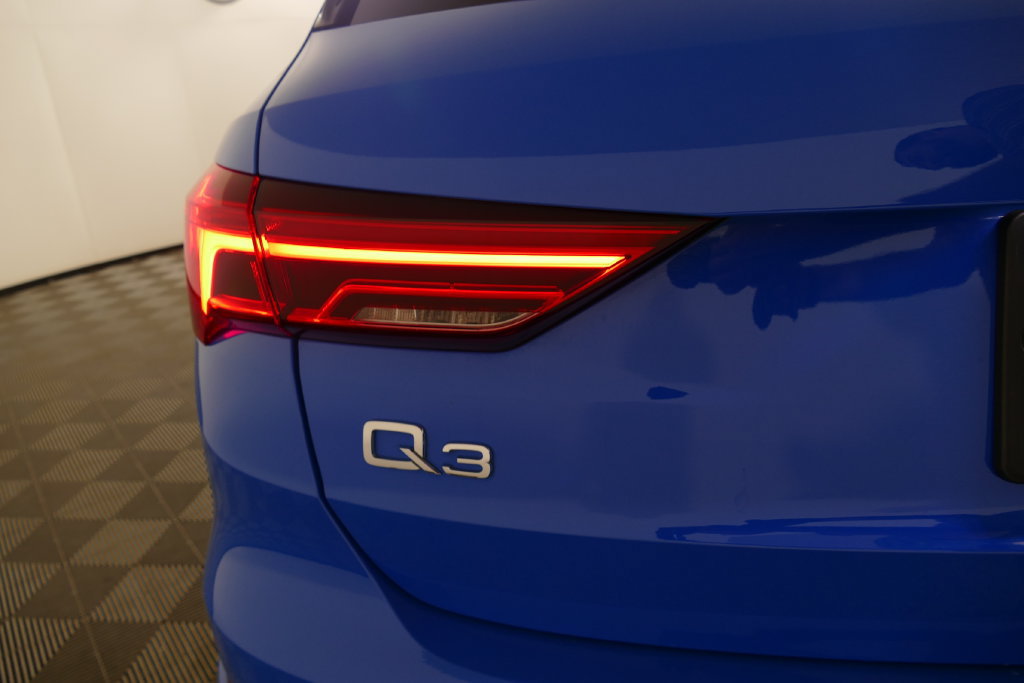 Used 2023 Audi Q3 2.0T Premium AWD/4WD image 29