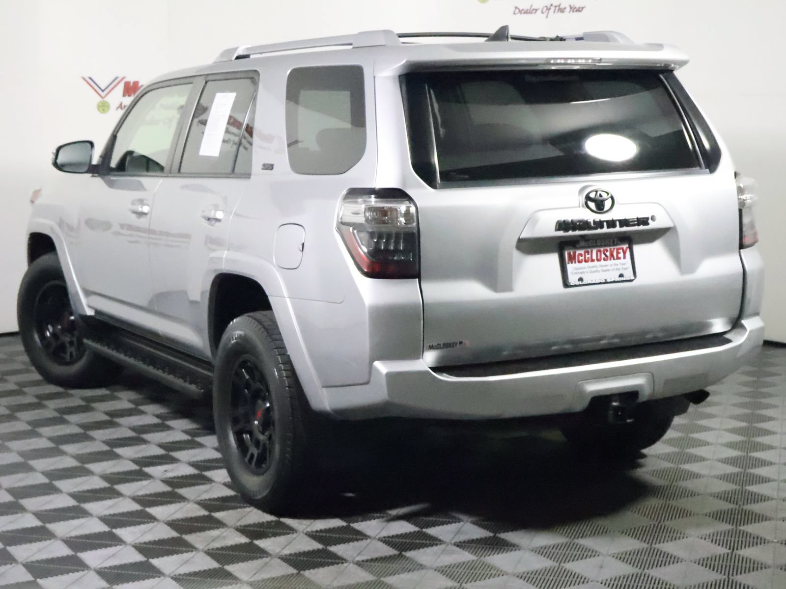 Used 2016 Toyota 4Runner SR5 Premium AWD/4WD image 13