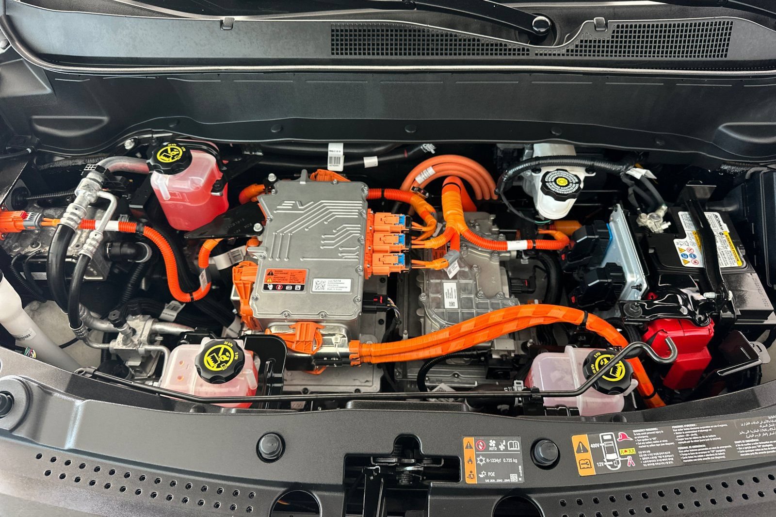 Used 2023 Chevrolet Bolt EUV LT FWD image 23