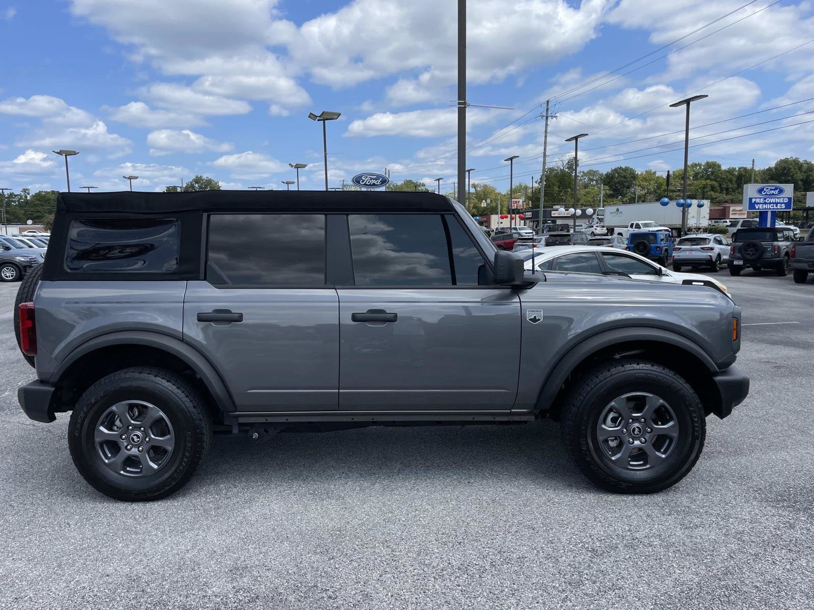 Used 2024 Ford Bronco Big Bend AWD/4WD image 2