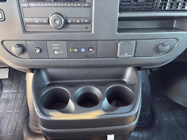 New 2025 Chevrolet Express 3500 w/ Power Convenience Package image 18