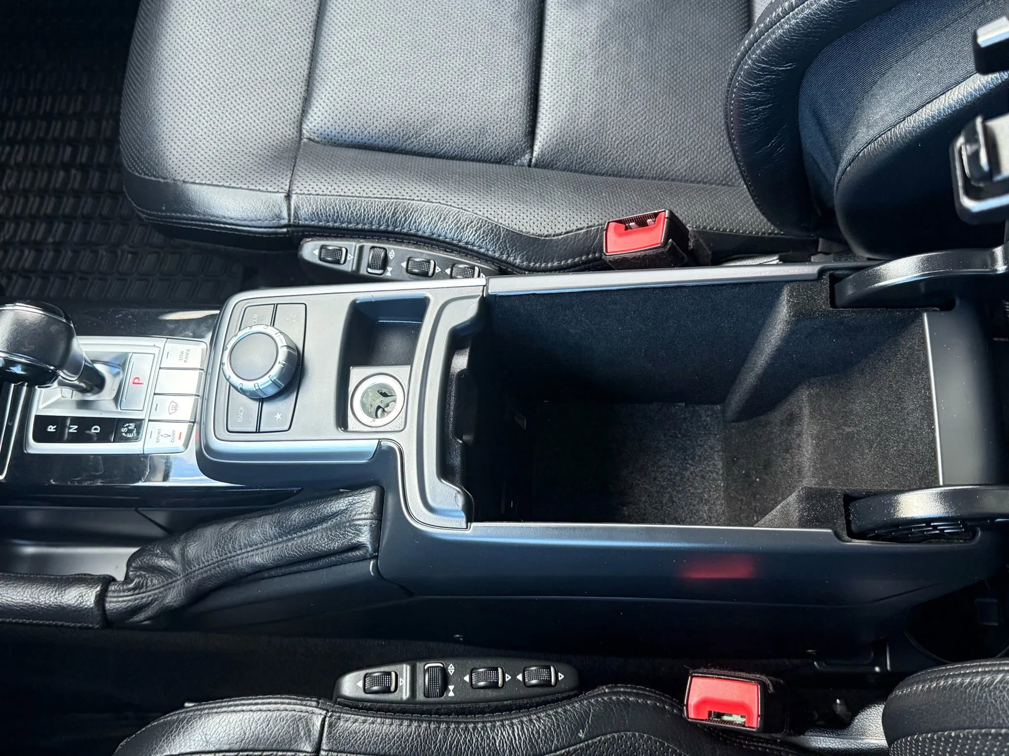 Used 2016 Mercedes-Benz G 550 image 30