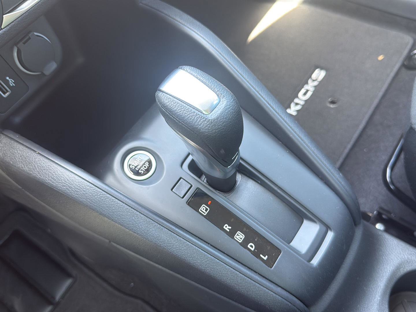 New 2025 Nissan Kicks Play S image 23