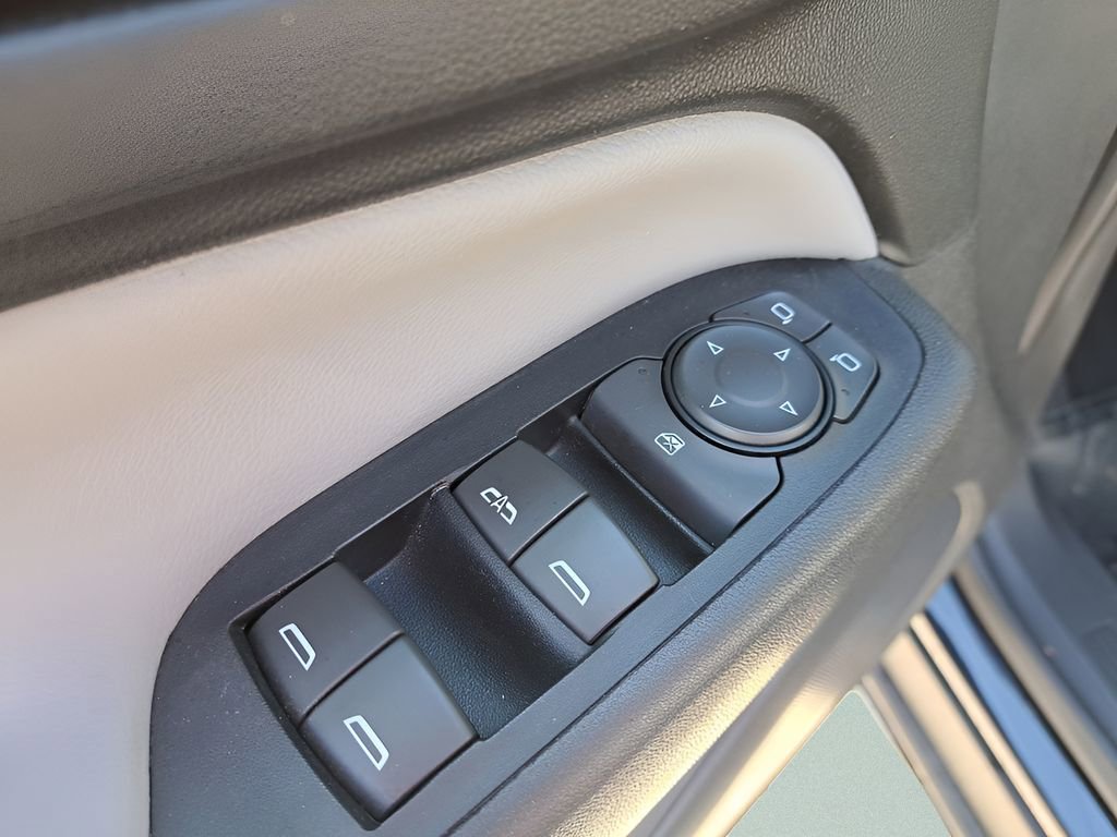 Used 2020 Chevrolet Equinox LT image 14