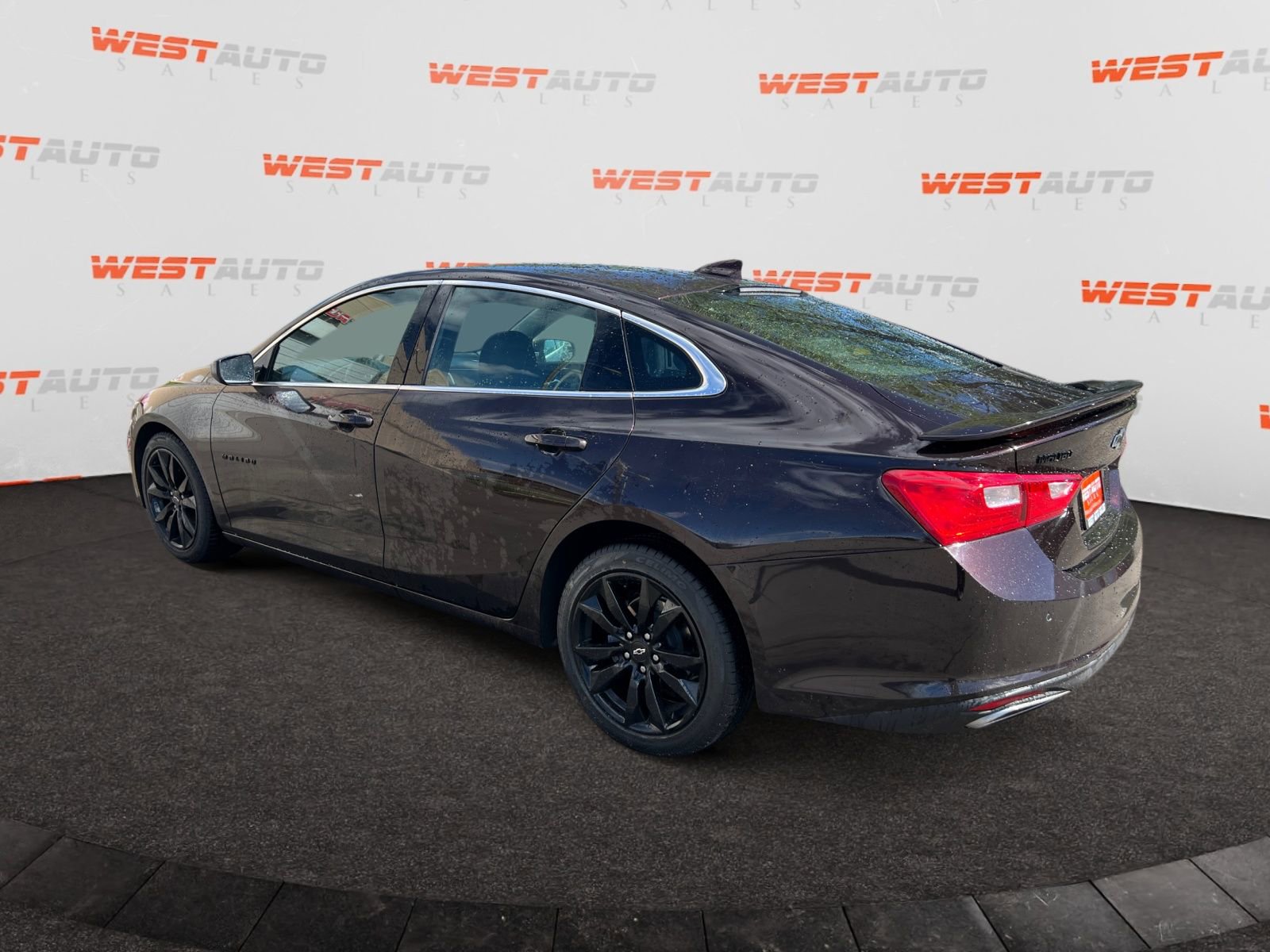 Used 2021 Chevrolet Malibu RS FWD image 3