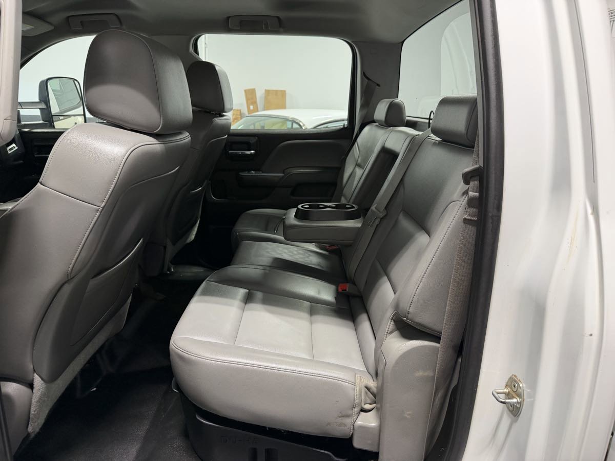 Used 2015 Chevrolet Silverado 3500 W/T image 15