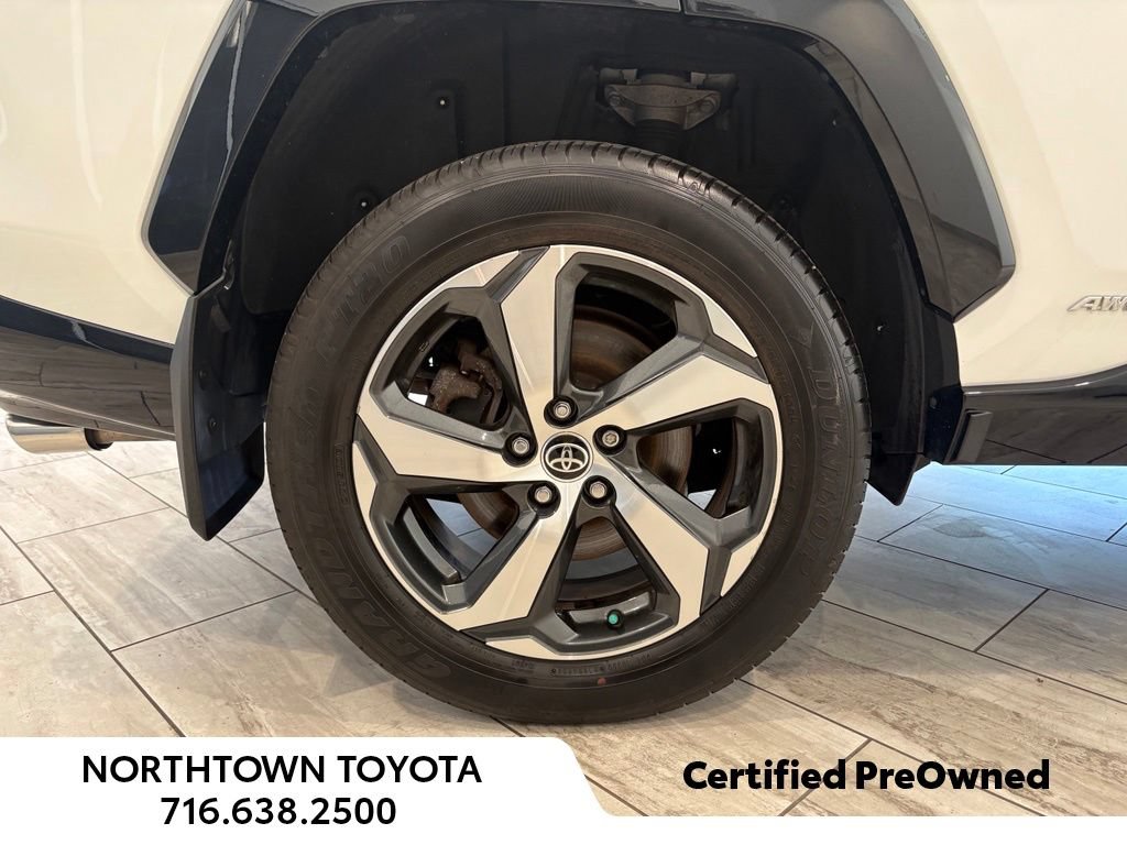 Used 2023 Toyota RAV4 SE w/ Weather & Moonroof Package AWD/4WD image 39