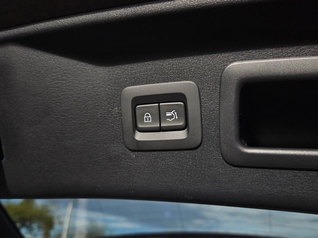 Certified 2025 MAZDA CX-90 Plug-In Hybrid w/Premium Sport image 40