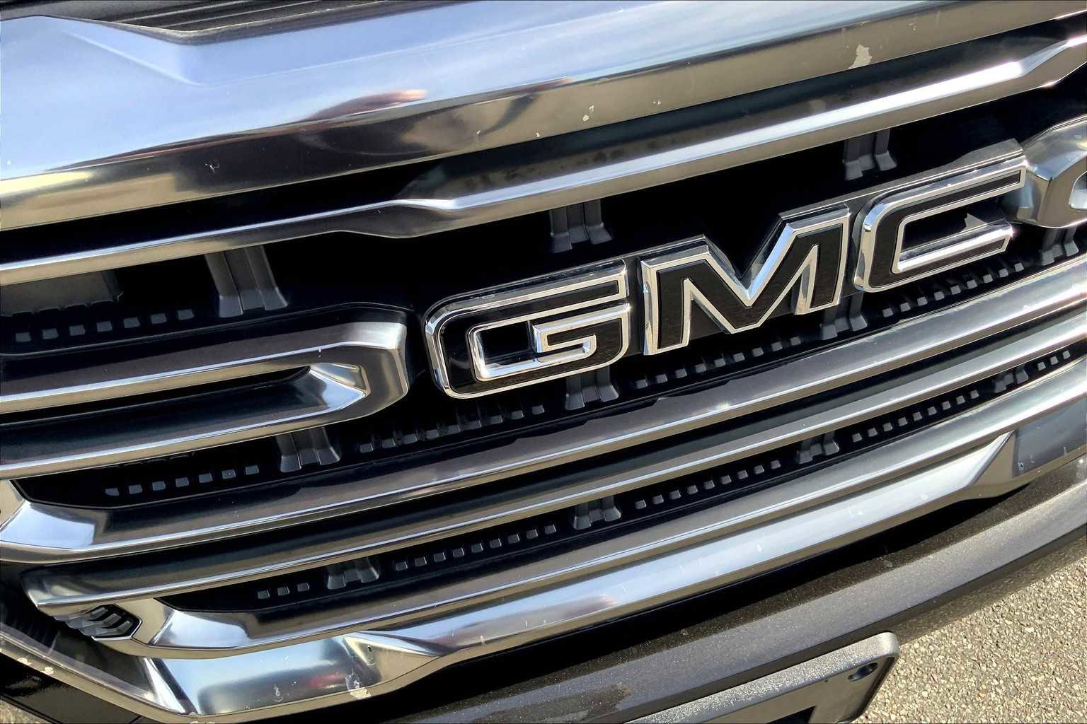 Certified 2022 GMC Canyon AT4 w/ Trailering Package image 30