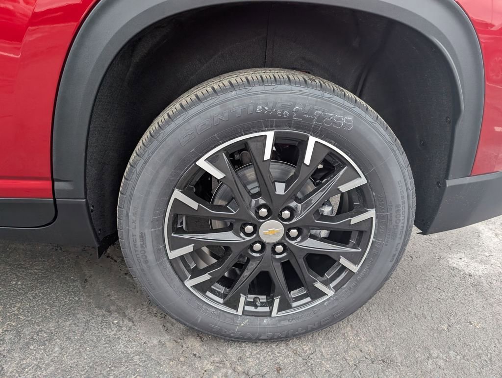 New 2026 Chevrolet Traverse LT w/ Sun and Wheel Package image 24