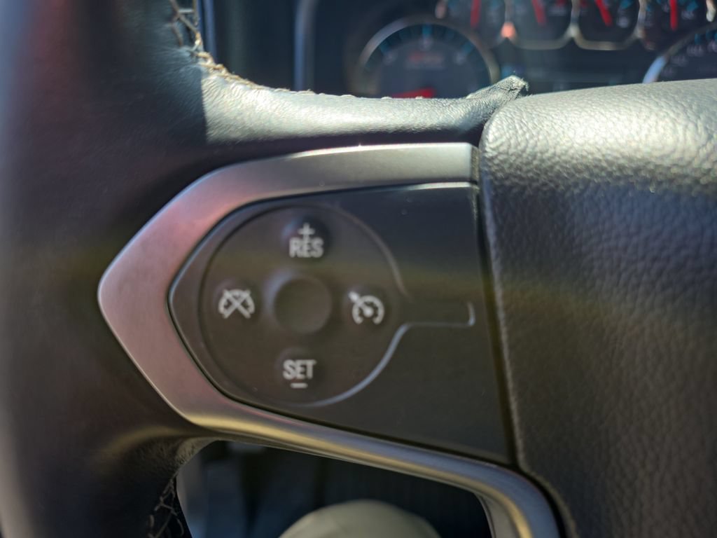 Used 2018 Chevrolet Silverado 1500 LT w/ All Star Edition AWD/4WD image 16