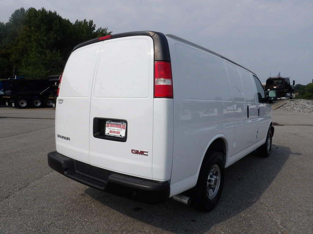 Used 2022 GMC Savana 2500 RWD image 7