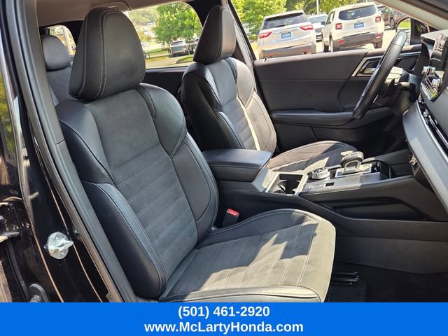 Used 2024 Mitsubishi Outlander SE FWD image 19